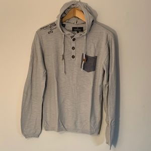 Hooded light sweater